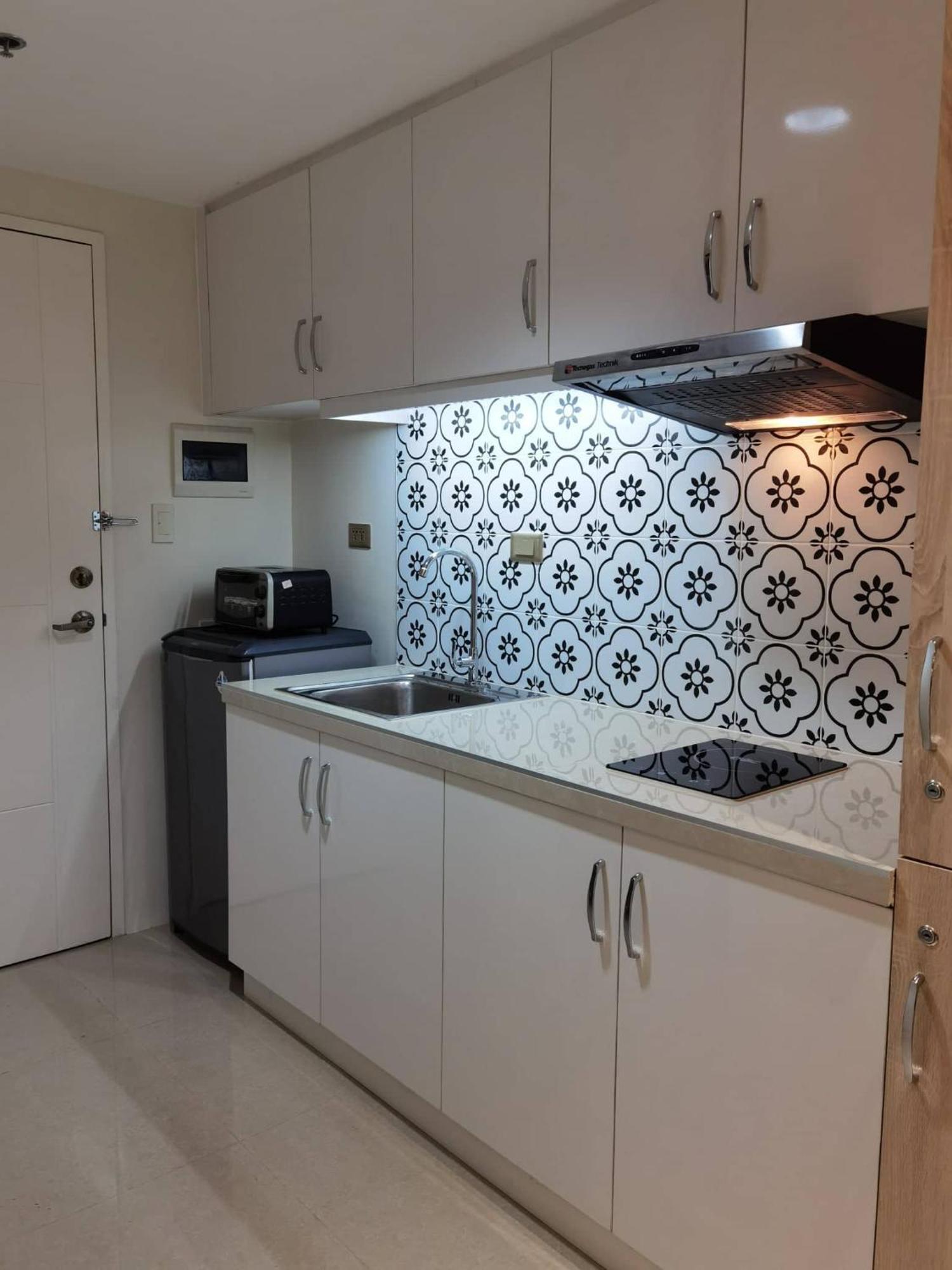 Sunvida Tower Residences Infront Of Sm City Cebu Exterior foto